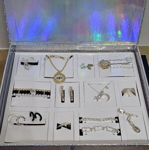 BNWT 12-Pc. Holographic Advent Calendar- Twelve Days of Sparkle Jewelry Gift Set